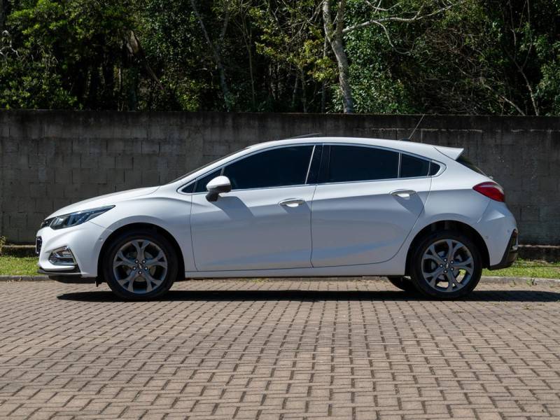 CHEVROLET - CRUZE - 2016/2017 - Branca - Sob Consulta