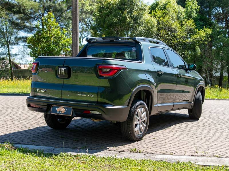 FIAT - TORO - 2017/2017 - Verde - Sob Consulta