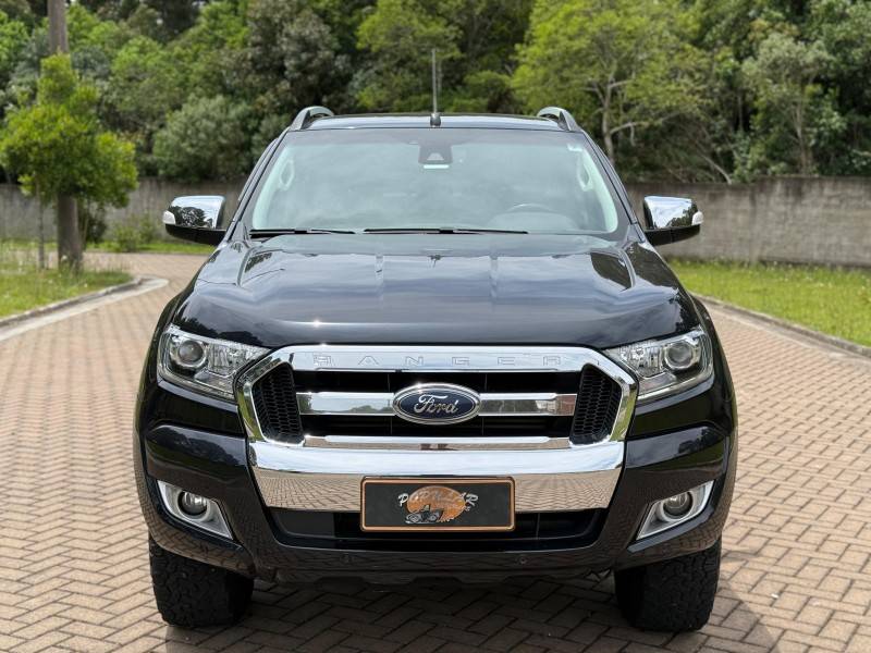 FORD - RANGER - 2018/2019 - Preta - Sob Consulta