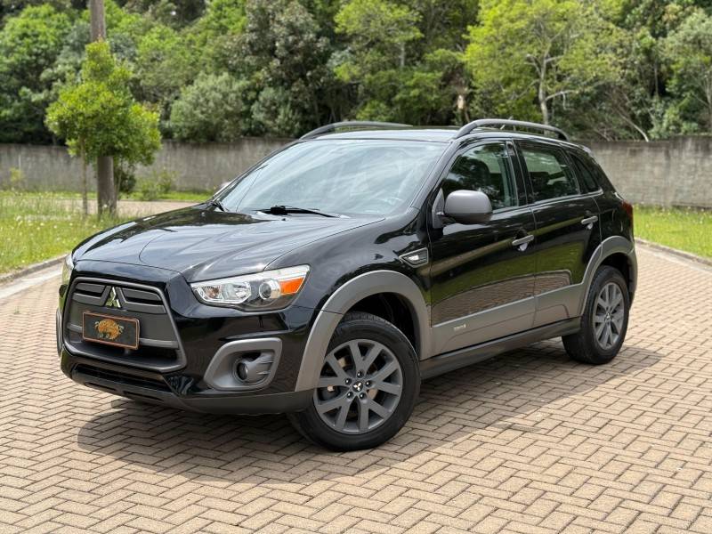 MITSUBISHI - ASX - 2015/2016 - Preta - Sob Consulta