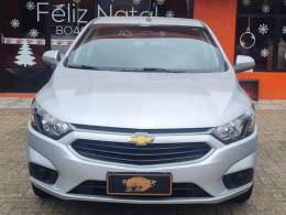 CHEVROLET - ONIX - 2017/2018 - Prata - Sob Consulta