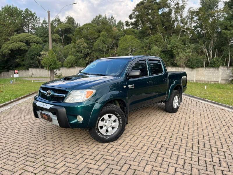 TOYOTA - HILUX - 2005/2006 - Verde - Sob Consulta