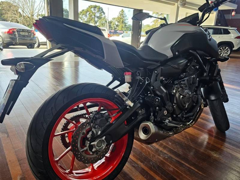 YAMAHA - MT - 2019/2020 - Cinza - Sob Consulta