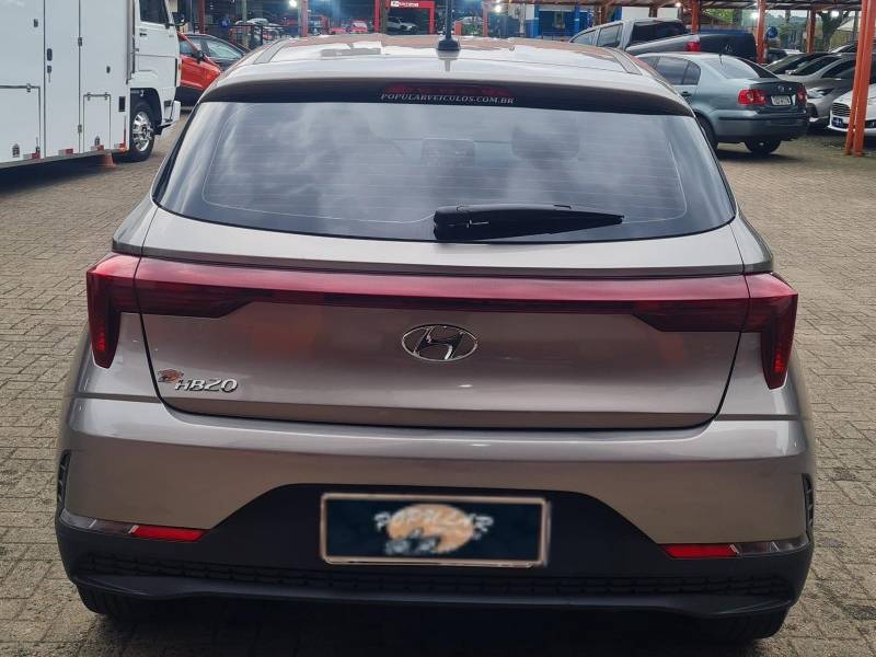 HYUNDAI - HB20 - 2023/2024 - Prata - Sob Consulta