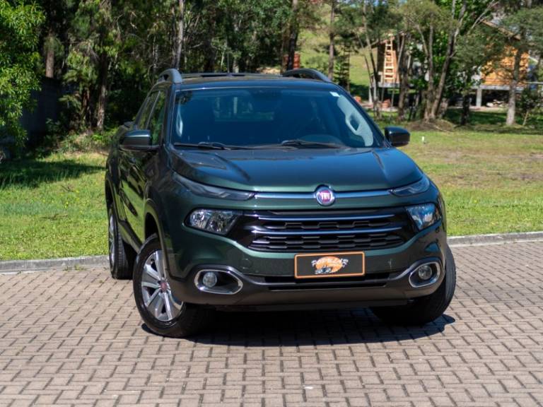 FIAT - TORO - 2017/2017 - Verde - Sob Consulta