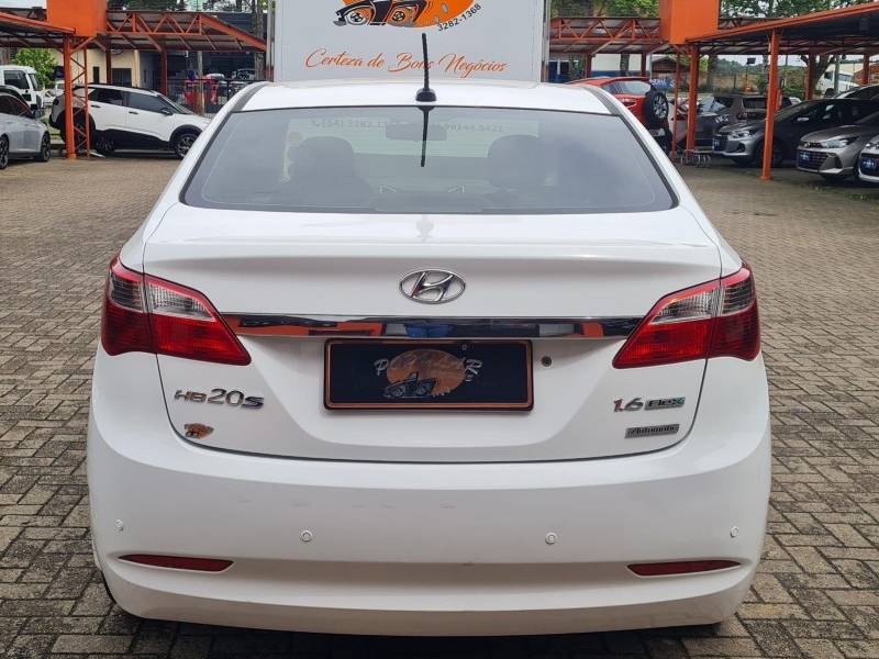 HYUNDAI - HB20S - 2014/2015 - Branca - Sob Consulta