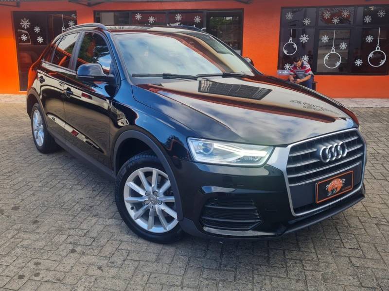 AUDI - Q3 - 2017/2017 - Preta - Sob Consulta