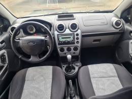 FORD - FIESTA - 2009/2010 - Prata - Sob Consulta